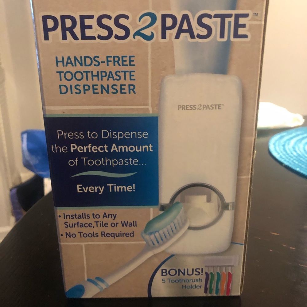Money saving toothpaste dispenser